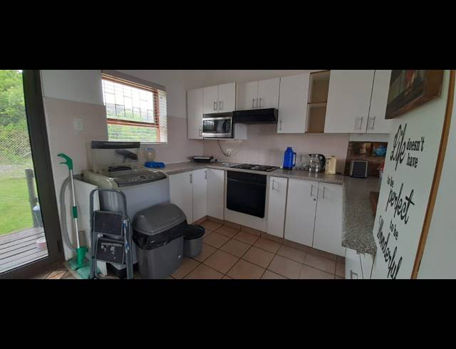 2 BEDROOM HOUSE RENTED IN BEACHVIEW